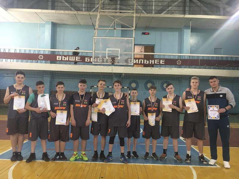 Старобільські баскетболісти на третьому місці | Новини Старобільськ