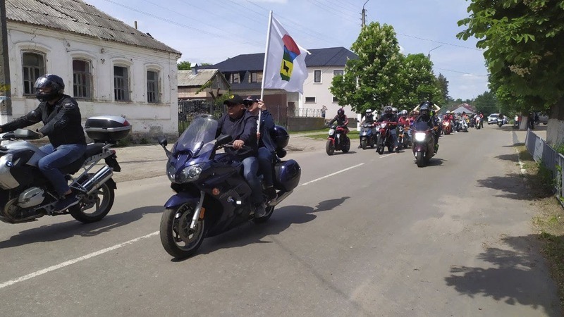 Байкери відкрили сезон