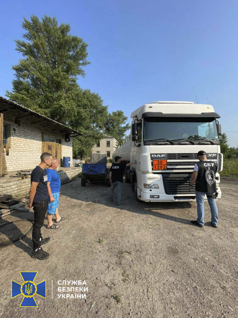 СБУ викрила виробників фальсифікованого дизпалива