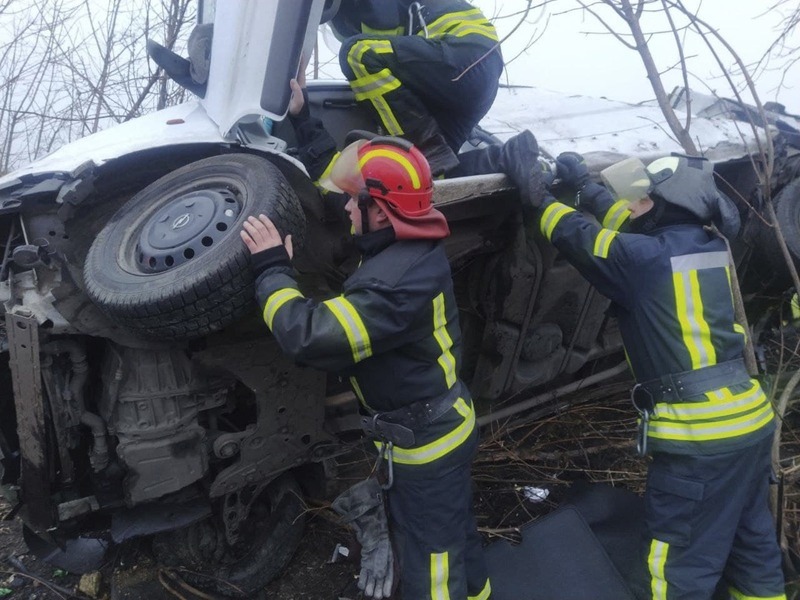 ДТП за участі пасажирського мікроавтобусу | Новини Старобільськ