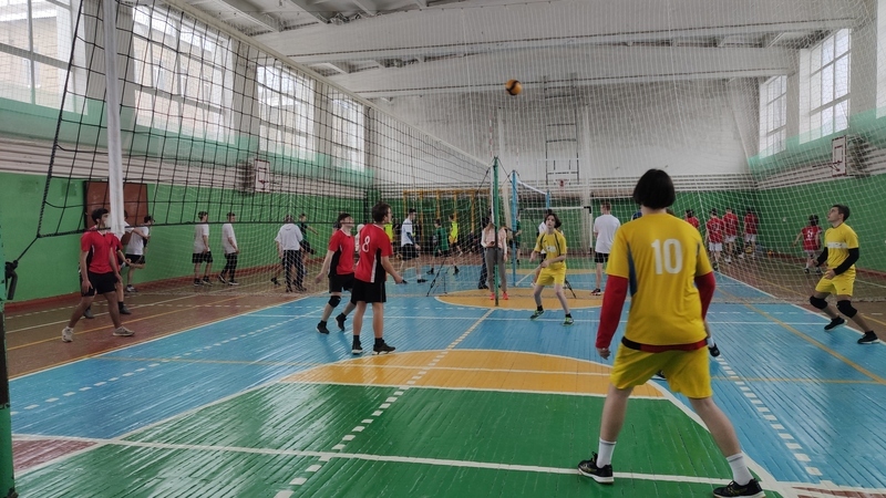 Старобільські волейболісти стали чемпіонами