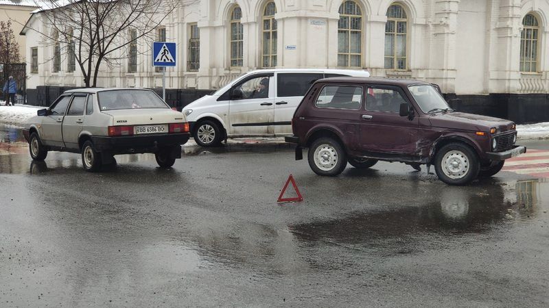 Зіткнулися на перехресті | Новини Старобільськ