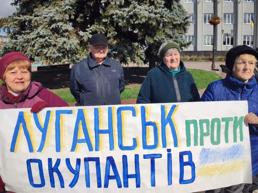 Луганчани-переселенці проти псевдореферендуму