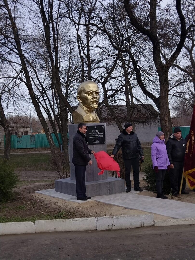 В Старобільську окупанти відновили пам'ятник леніну | Новини Старобільськ