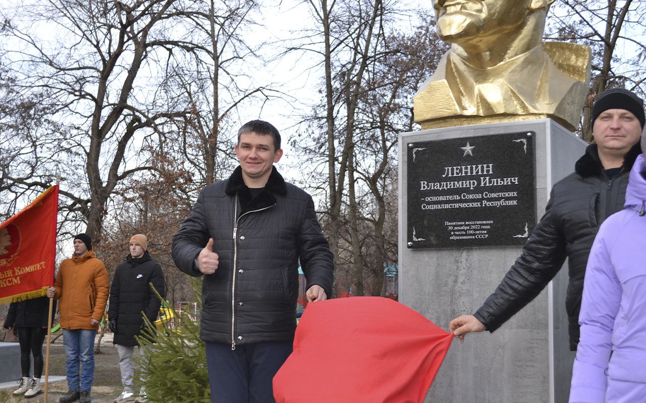 В Старобільську окупанти відновили пам'ятник леніну | Новини Старобільськ