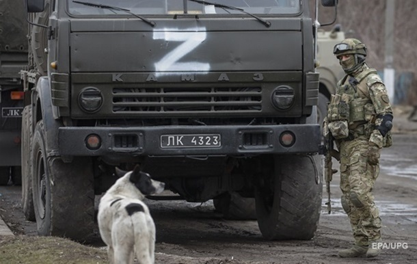 Росіяни масово вивозять людей з окупованої Попівки, Сватівського району