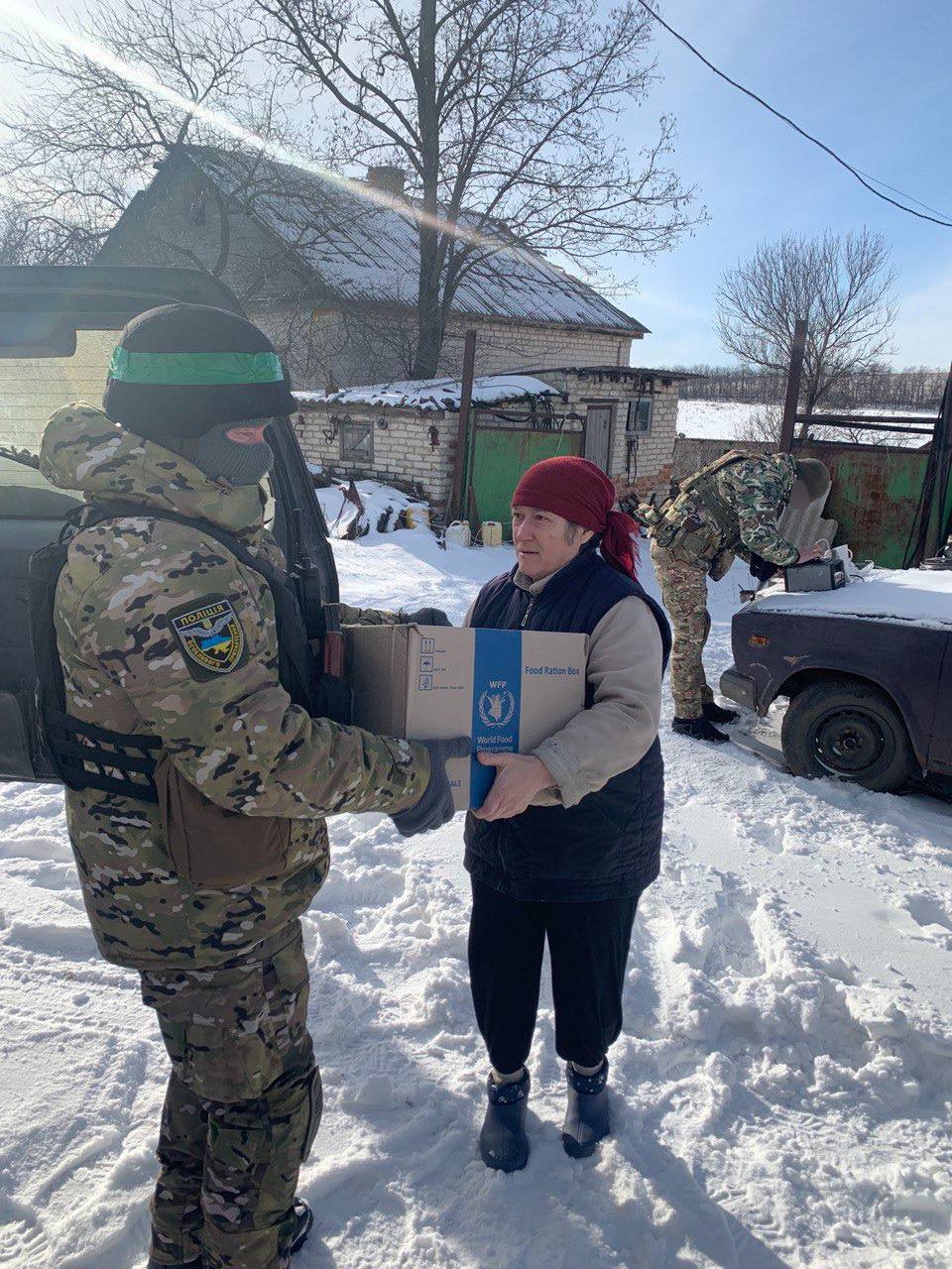 Мешканцям Греківки привезли гуманітарку