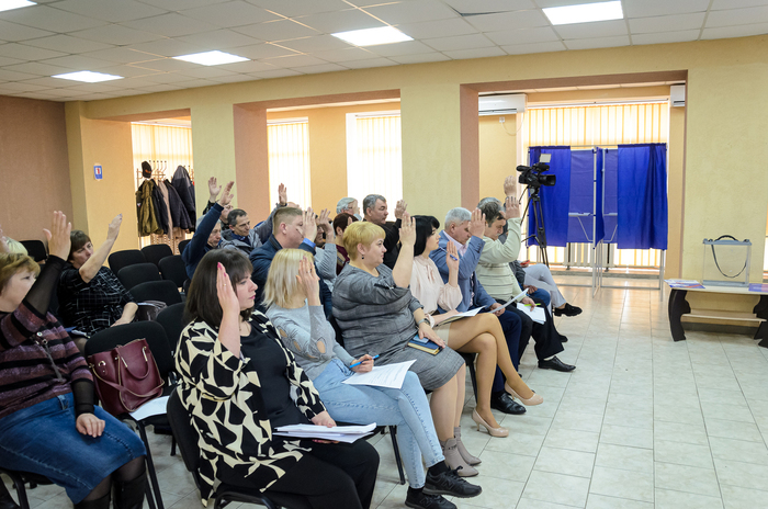 У Міловому та Біловодьску колаборанти створили місцеві відділки партії "Єдина росія"