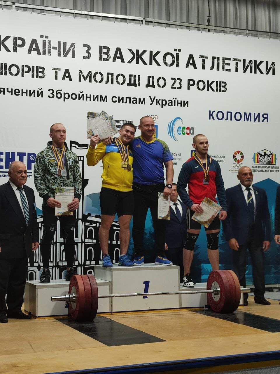 Перемога на чемпіонаті з важкої атлетики