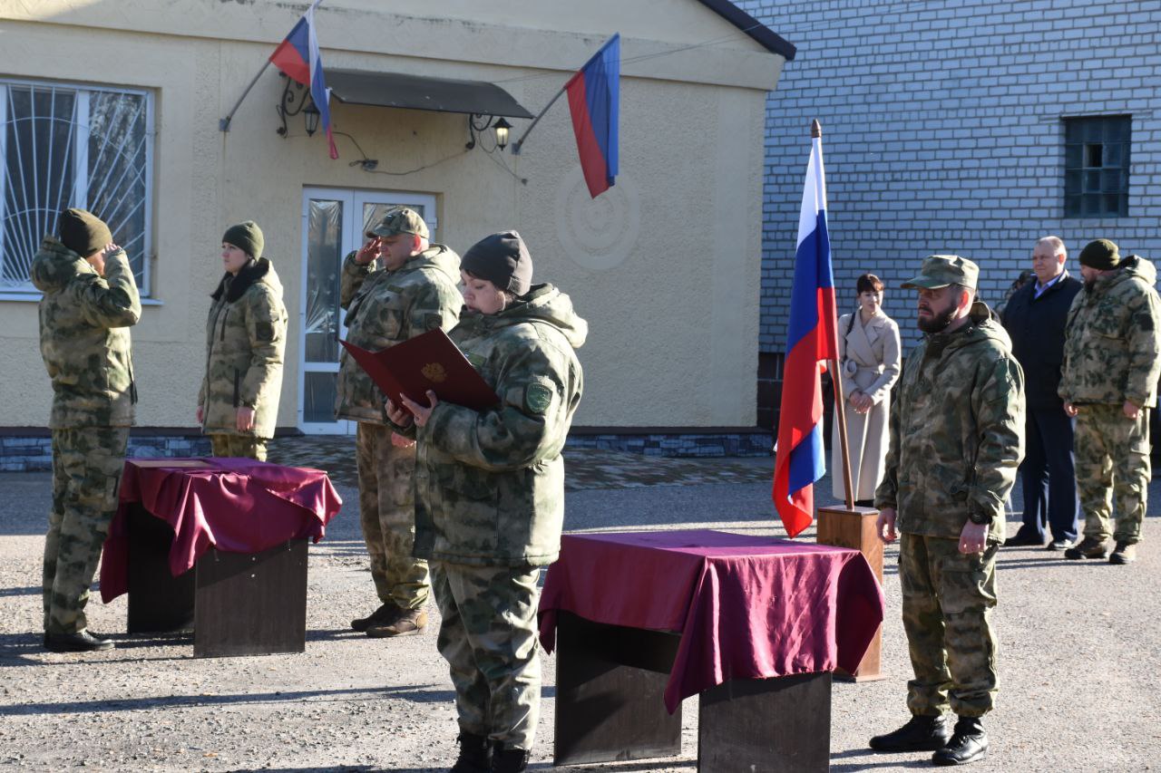 Новопсковські зрадники-поліцейські присягнулись ворогу 