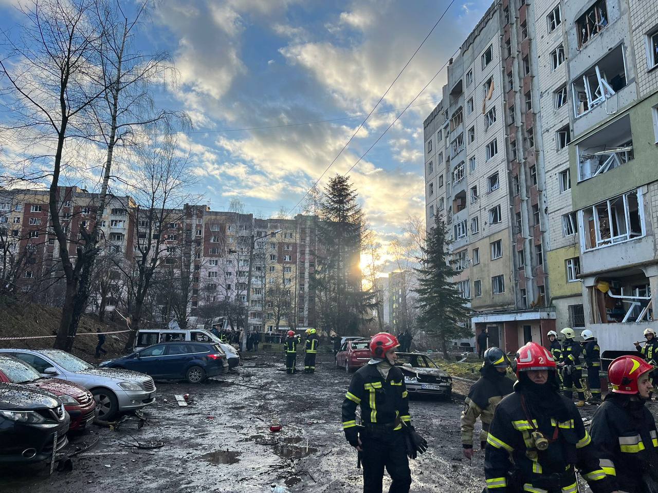 Обстріли за добу: наймасованіша атака з повітря