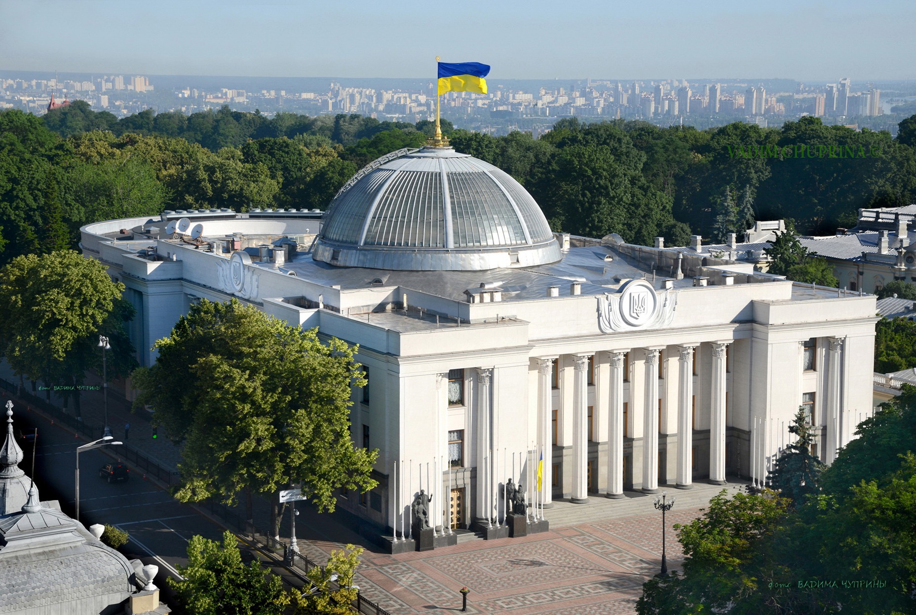 Верховна рада може ліквідувати Луганську та Донецьку облради