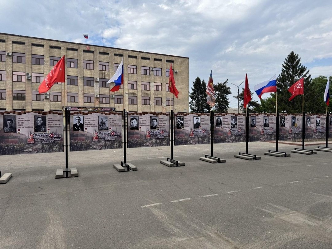 У Старобільську окупанти вже почали святкувати  | Новини Старобільськ