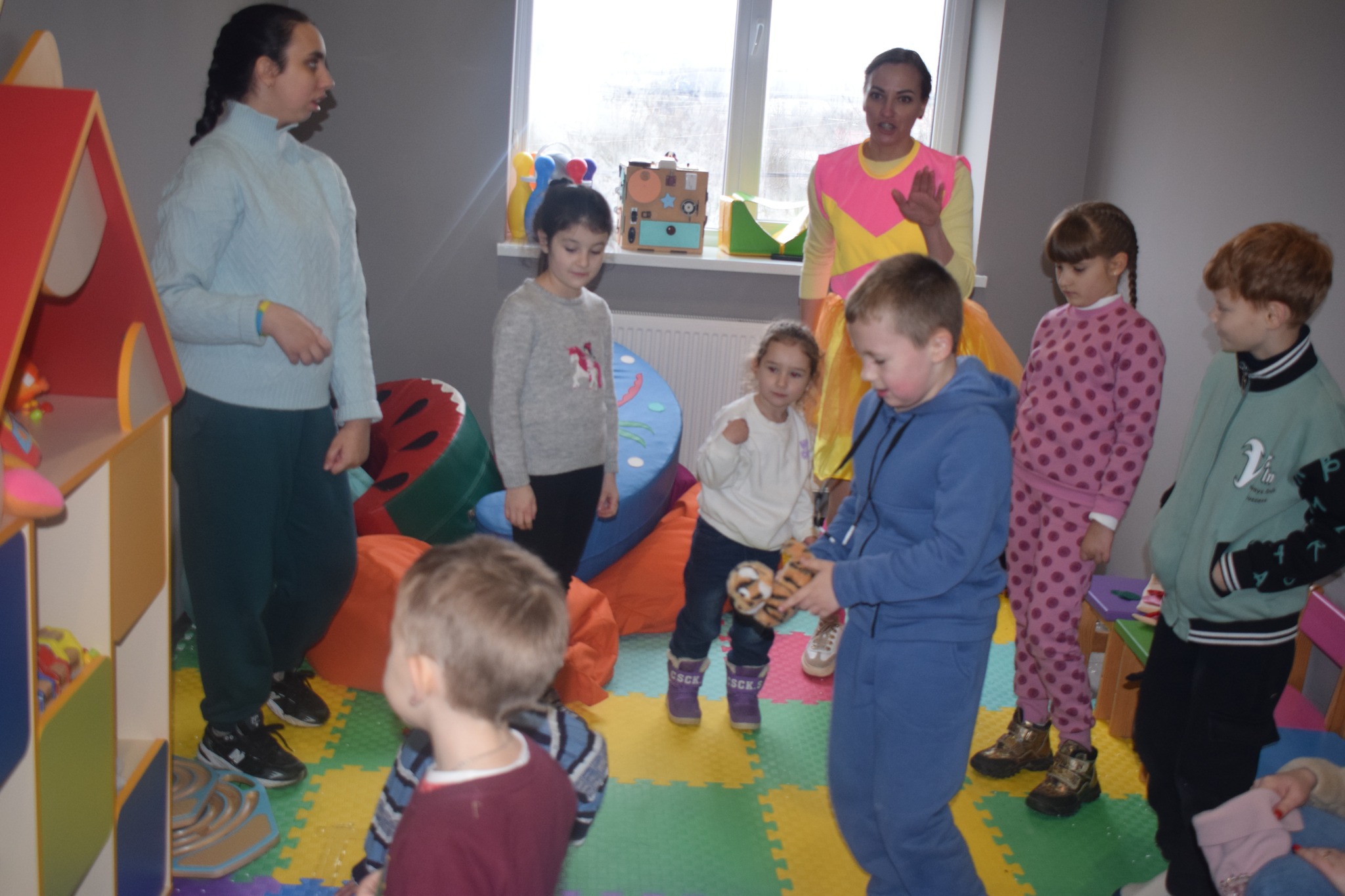 Відбувся захід до Дня захисту дітей для переселенців  | Новини Старобільськ