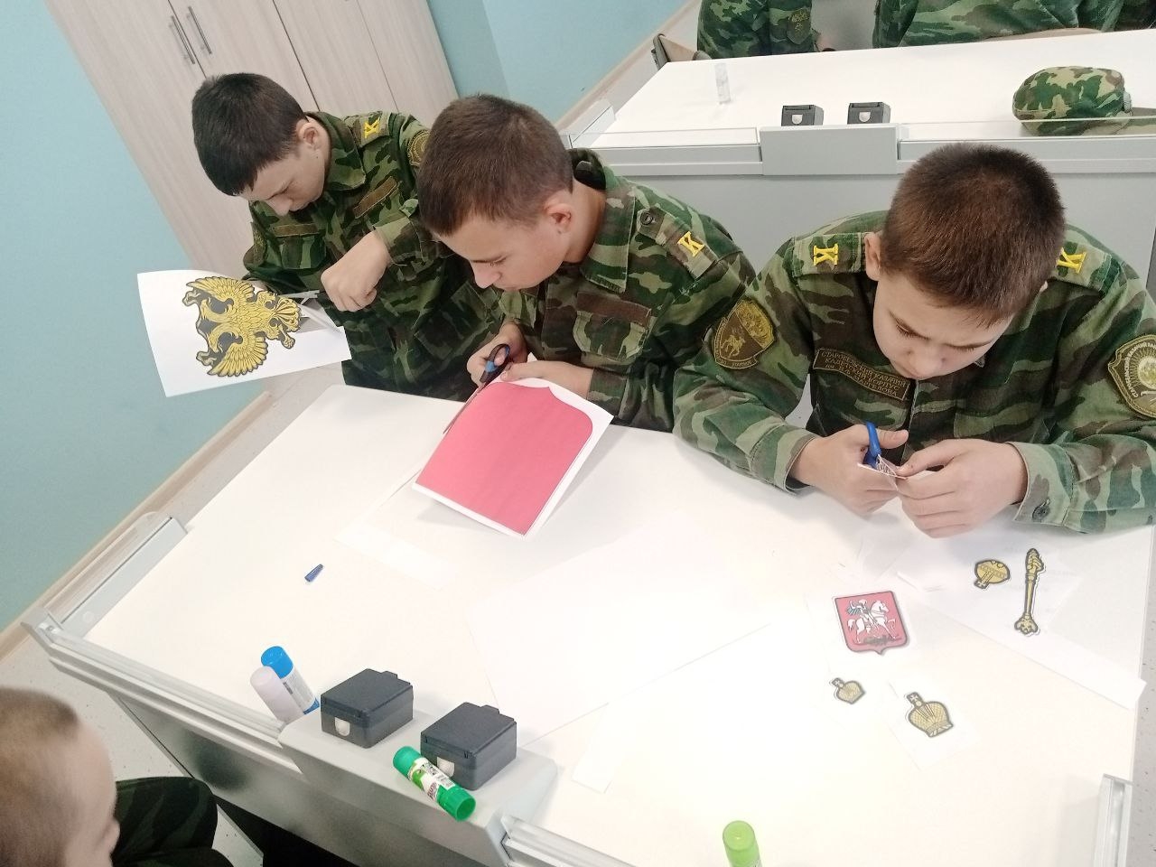 На окупованій Старобільщині проводять заходи на честь герба рф | Новини Старобільськ