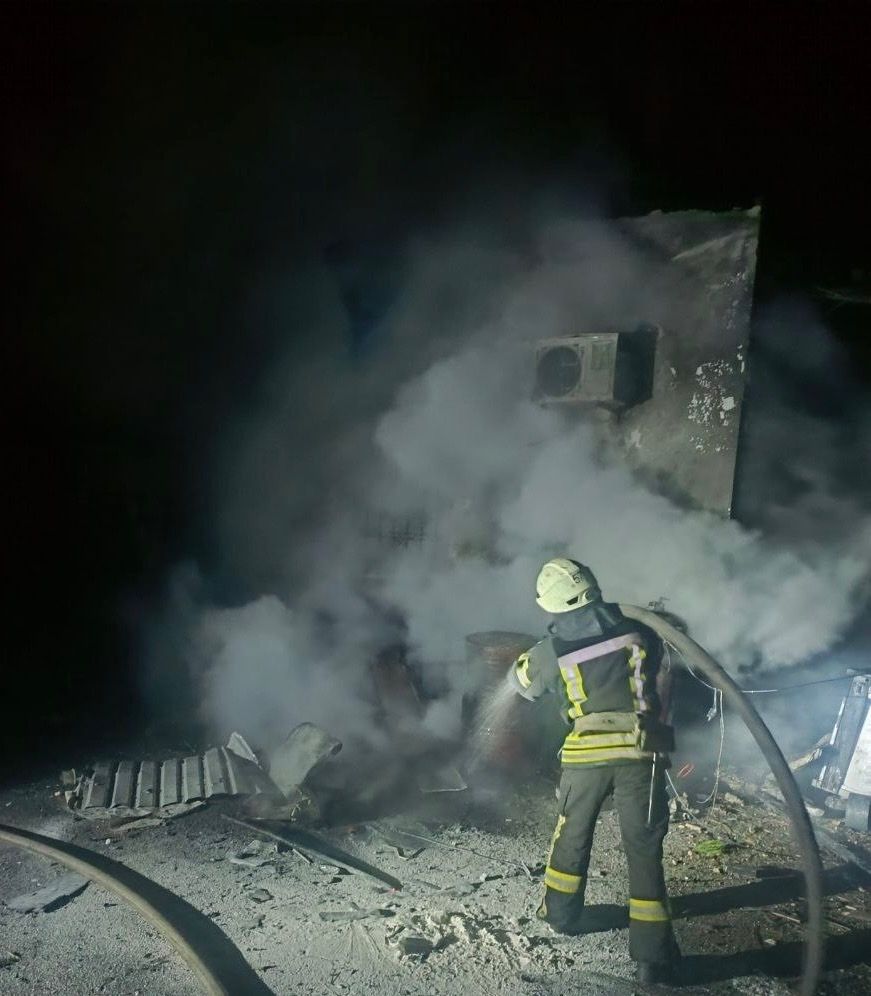 Безпілотник прилетів на АЗС в Новоайдарі