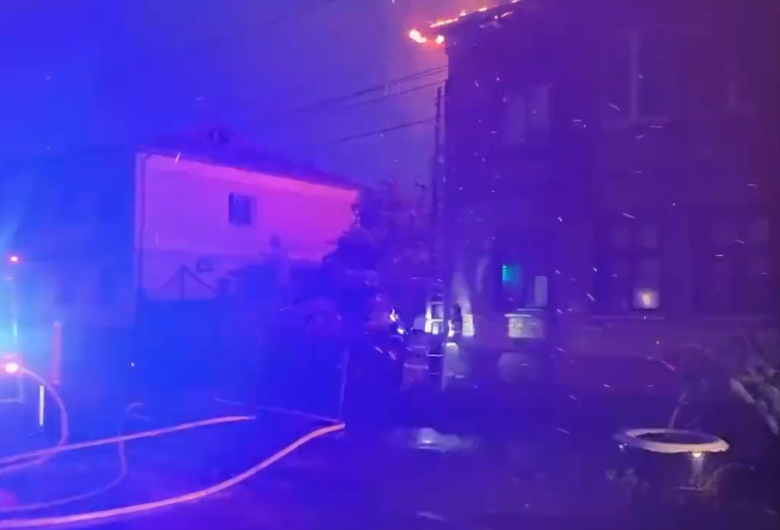 Окупаційна влада не збирається допомагати погорільцям