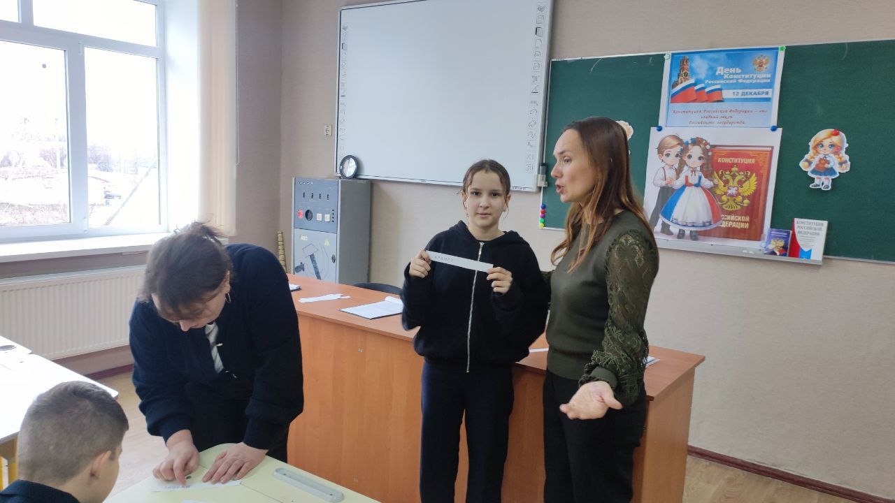 "Воспітай в сєбє гражданіна" - з такими і схожими гаслами замилювали дітям мозок на Старобільщині