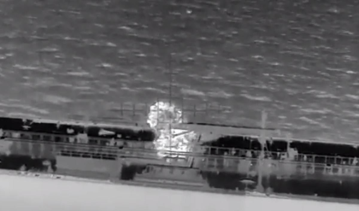 СБУ уразила російський танкер «тіньового флоту» в Середземному морі