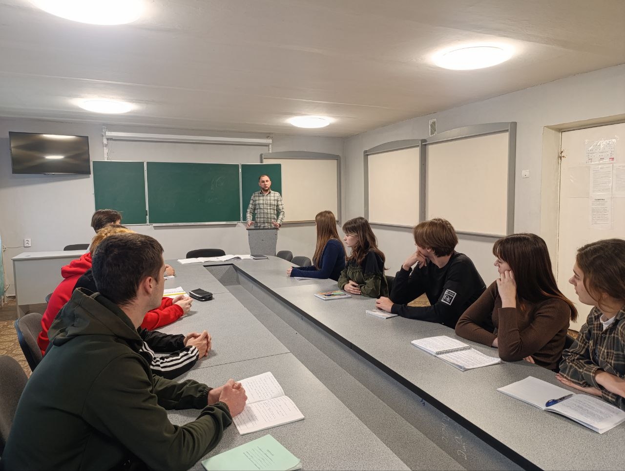 Освіта в окупації: головне, щоб вірили у велич  | Новини Старобільськ