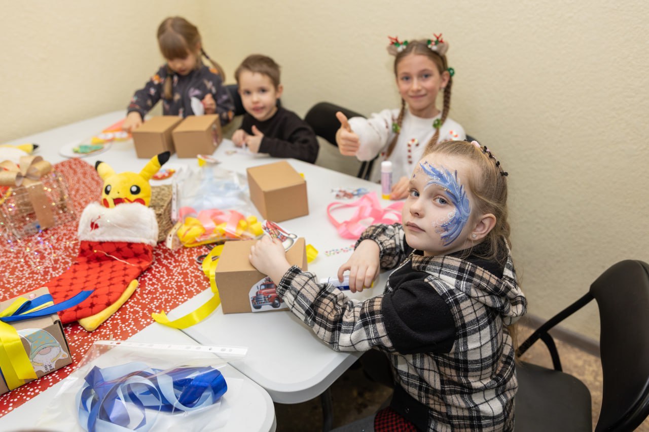 У Дніпрі провели творчий майстер-клас для дітей ВПО з Луганщини | Новини Старобільськ