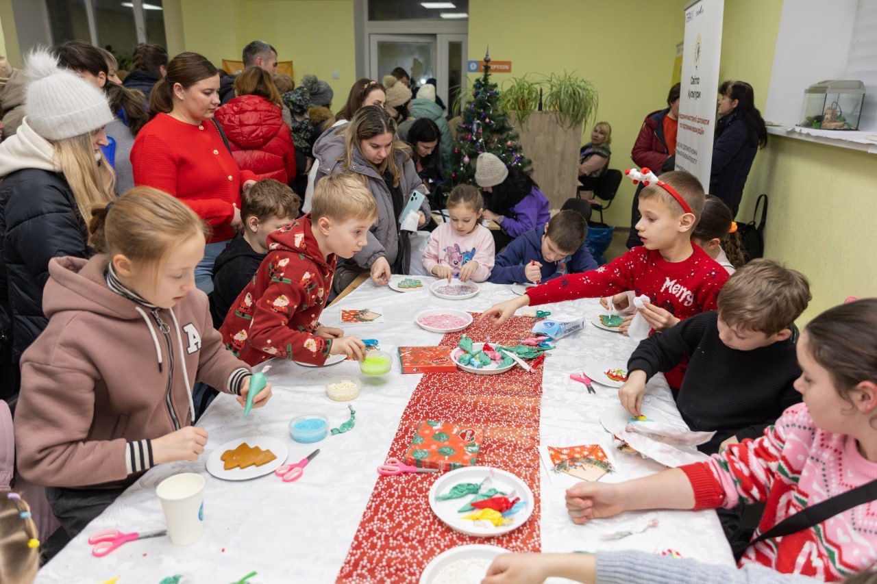 У Дніпрі провели творчий майстер-клас для дітей ВПО з Луганщини | Новини Старобільськ