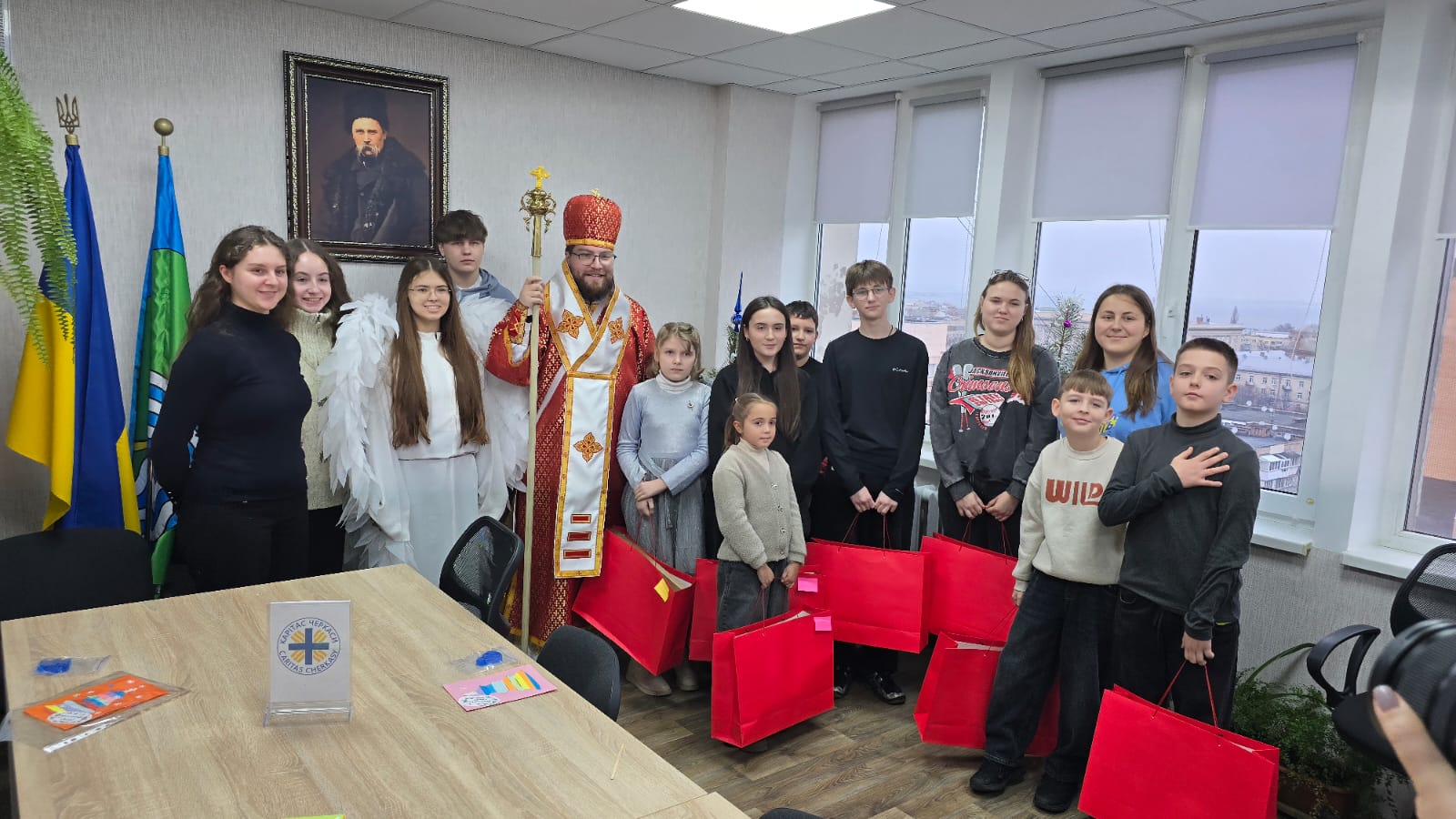 У громадах Старобільського району під час зимових свят проведено понад 80 заходів для дітей