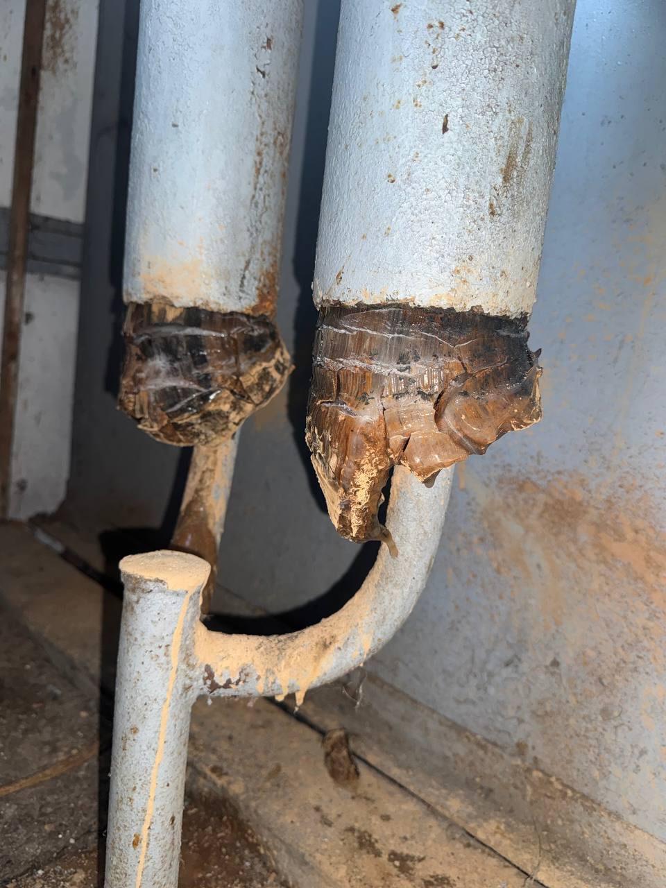 Після масованої атаки РФ у Києві та області тривають проблеми з теплом і електропостачанням