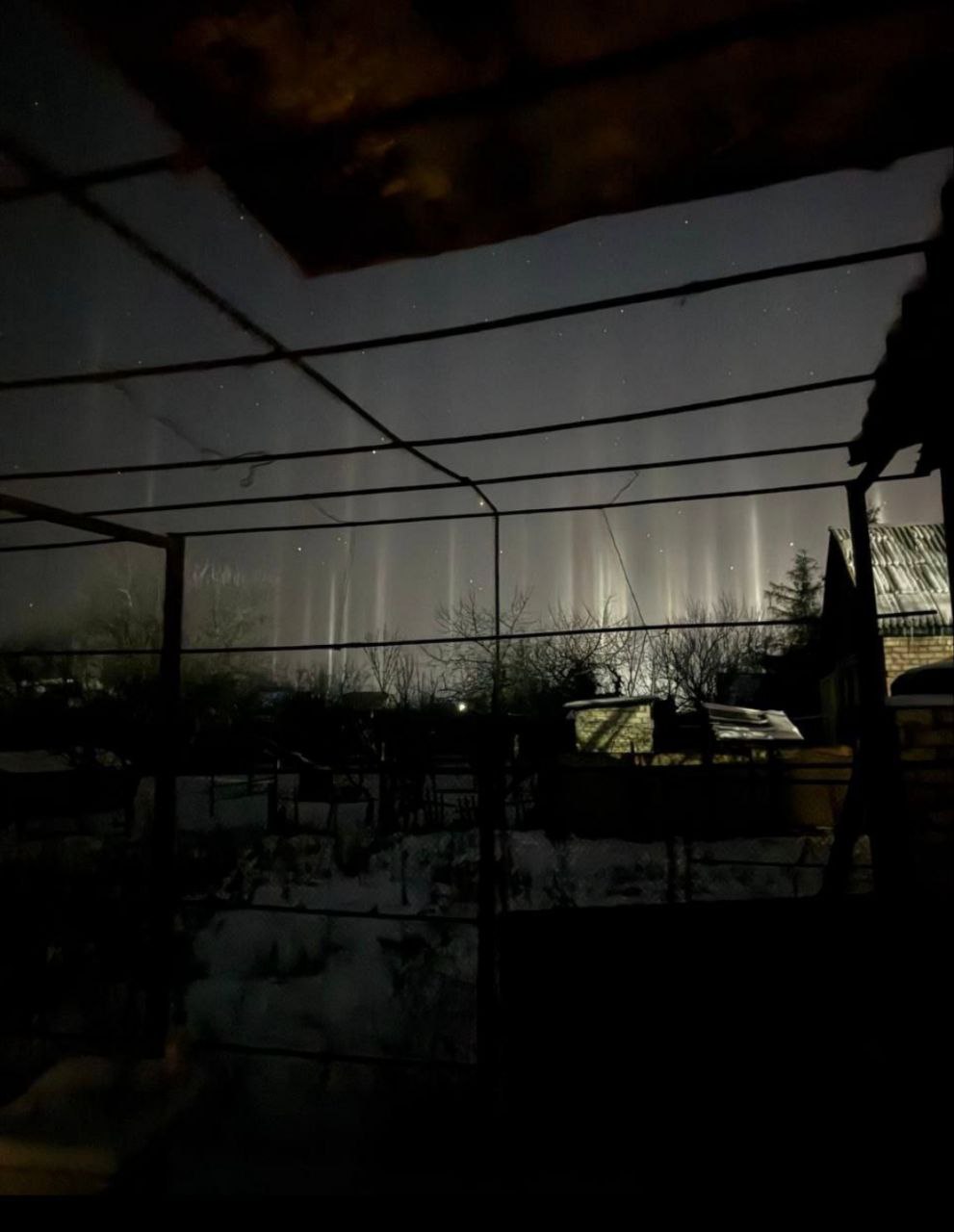 У Старобільську зафіксували світові стовпи | Новини Старобільськ