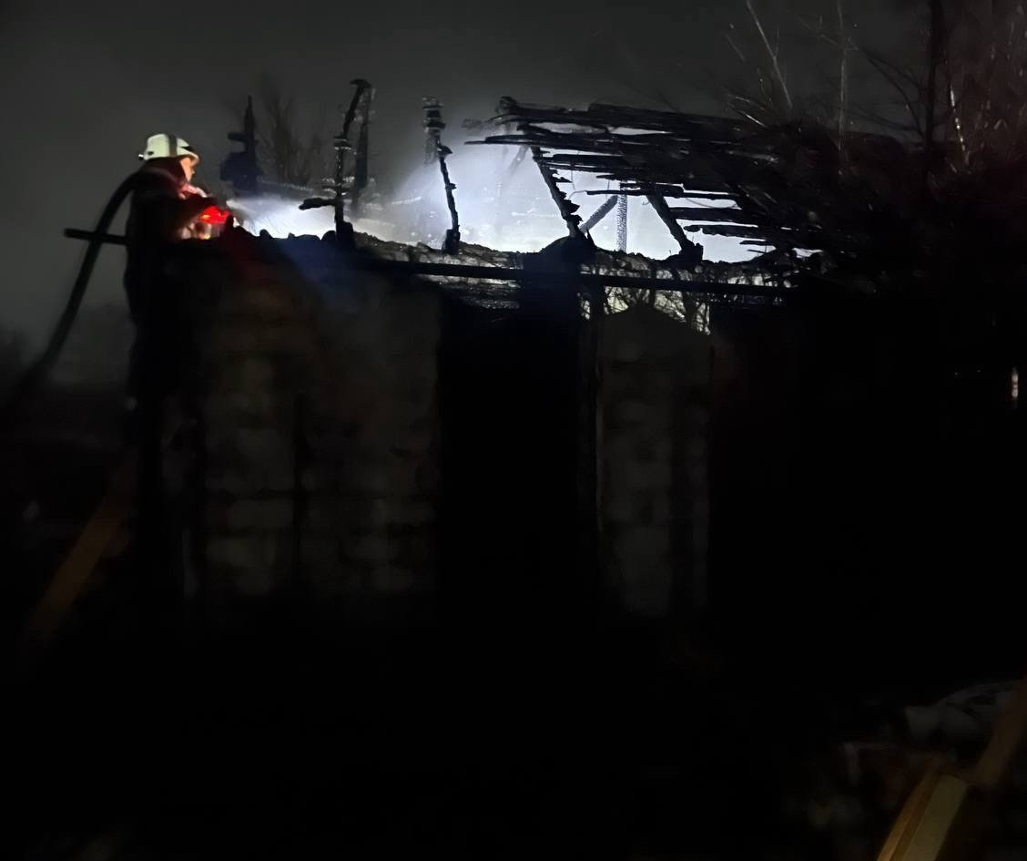 В окупованій Марківці сталася пожежа в приватному господарстві