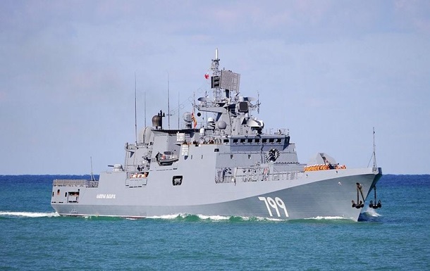 У Новоросійську пошкоджено російські військові кораблі — ЗМІ