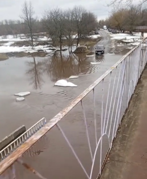 На окупованій Луганщині мости залишаються підтопленими