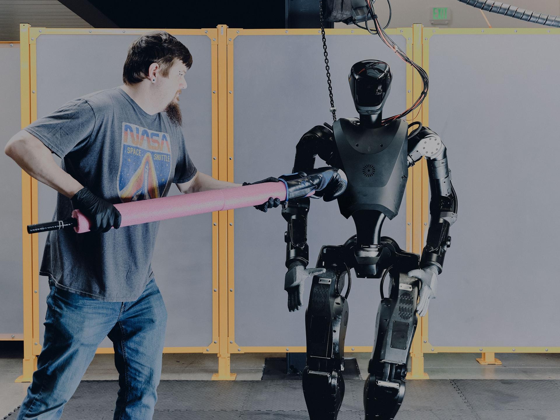 До України передали гуманоїдних роботів для випробувань на фронті