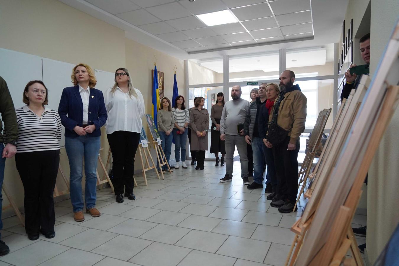 У Дніпрі відкрили фотовиставку «Добровольці Луганщини»