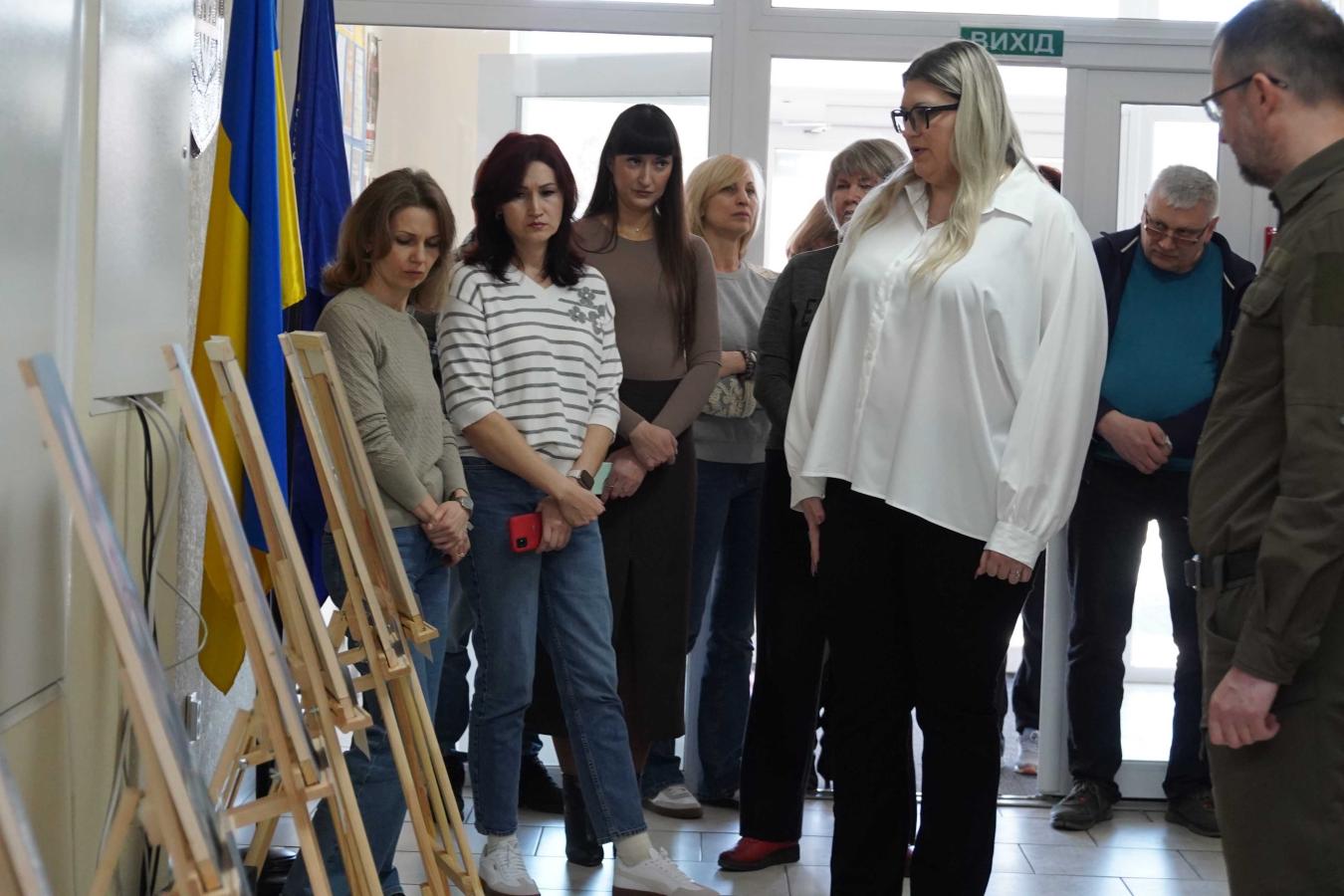 У Дніпрі відкрили фотовиставку «Добровольці Луганщини»