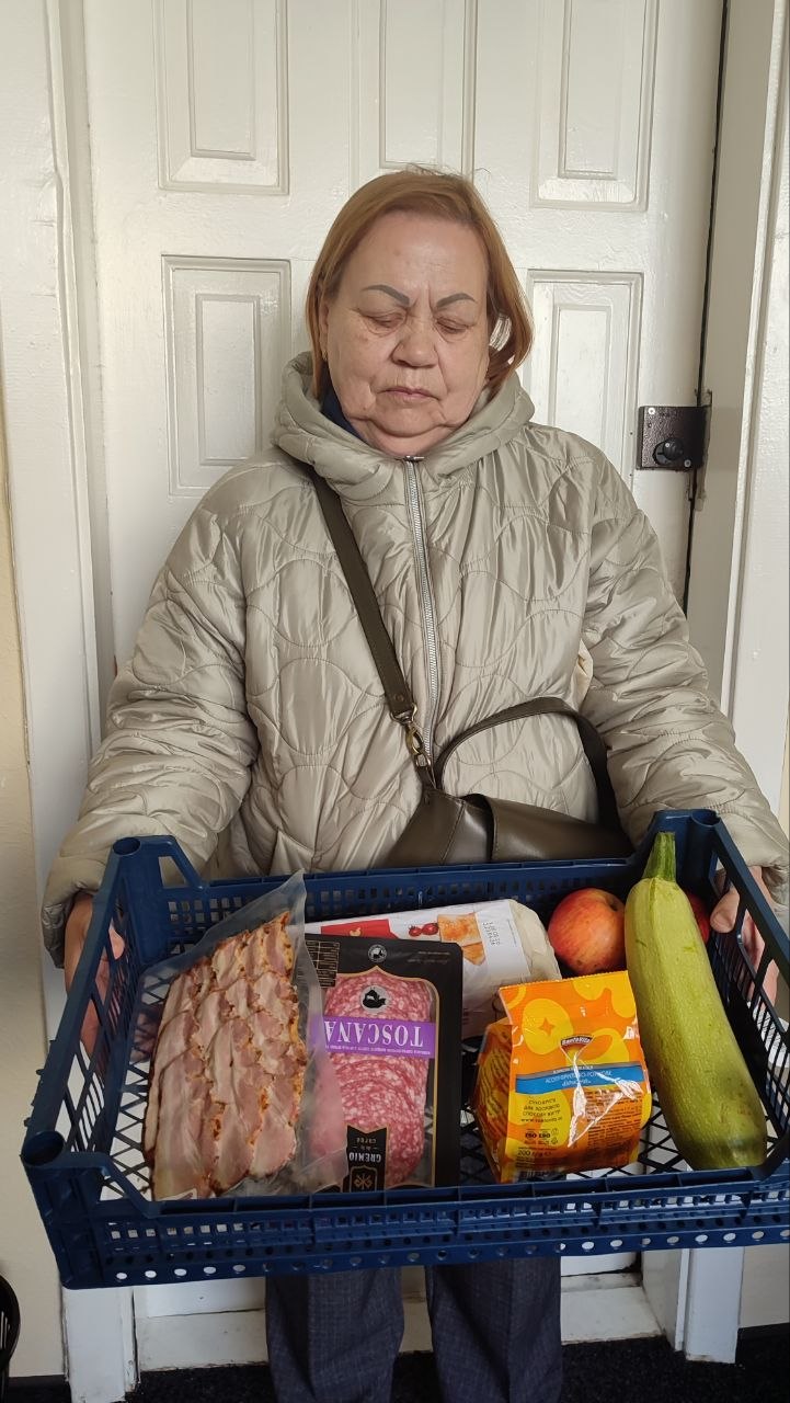 ВПО зі Старобільщини у Києві отримують продуктову допомогу