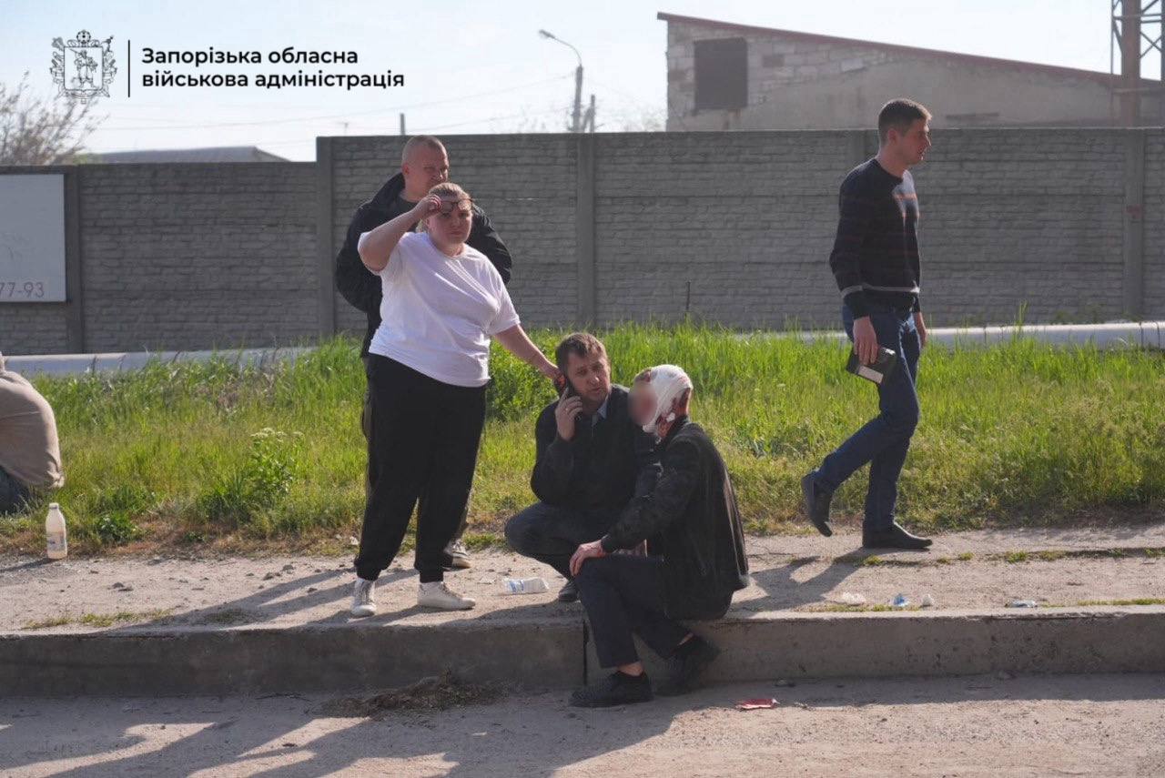 У Запоріжжі внаслідок російського авіаудару загинули 12 людей