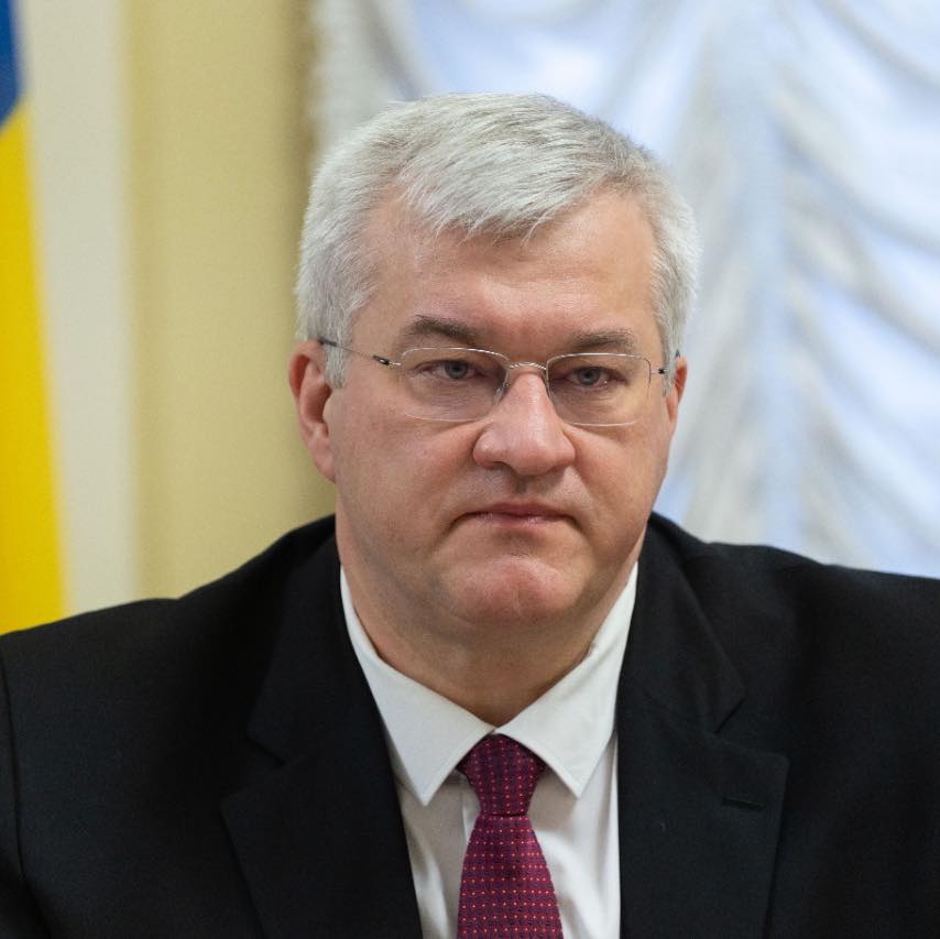 Сибіга закликав українців у світі не брати участі в російському «побєдобєсії»