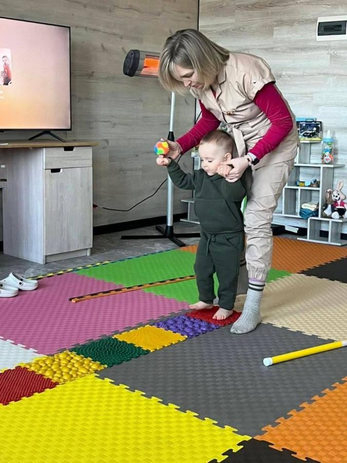 Релокована Луганська обласна дитяча лікарня відкрила нові відділення