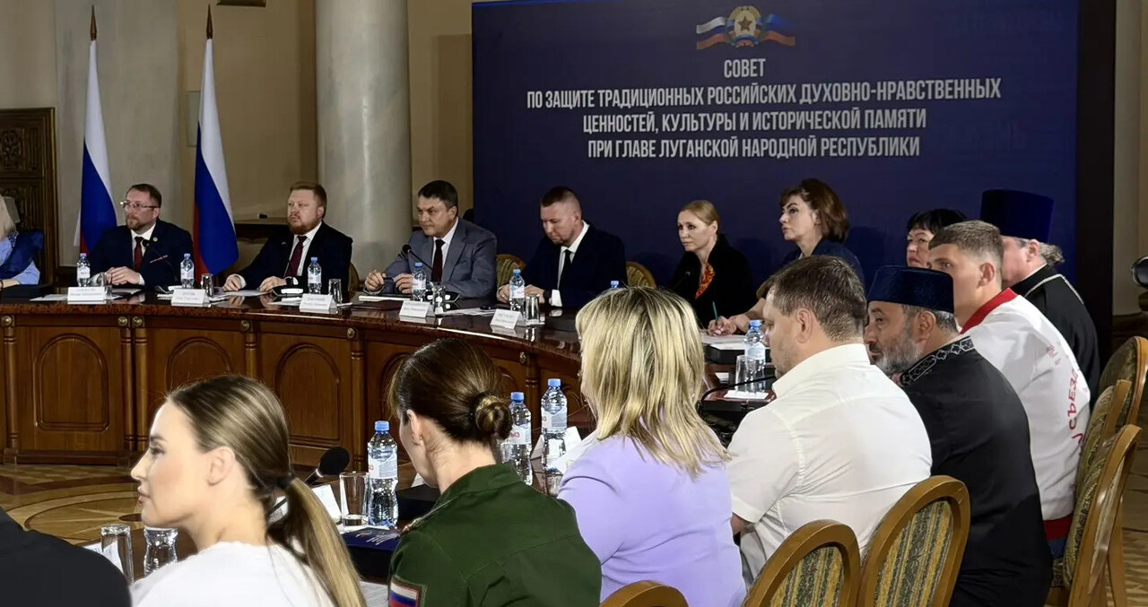 В окупованому Луганську створили раду для просування «традиційних російських цінностей»