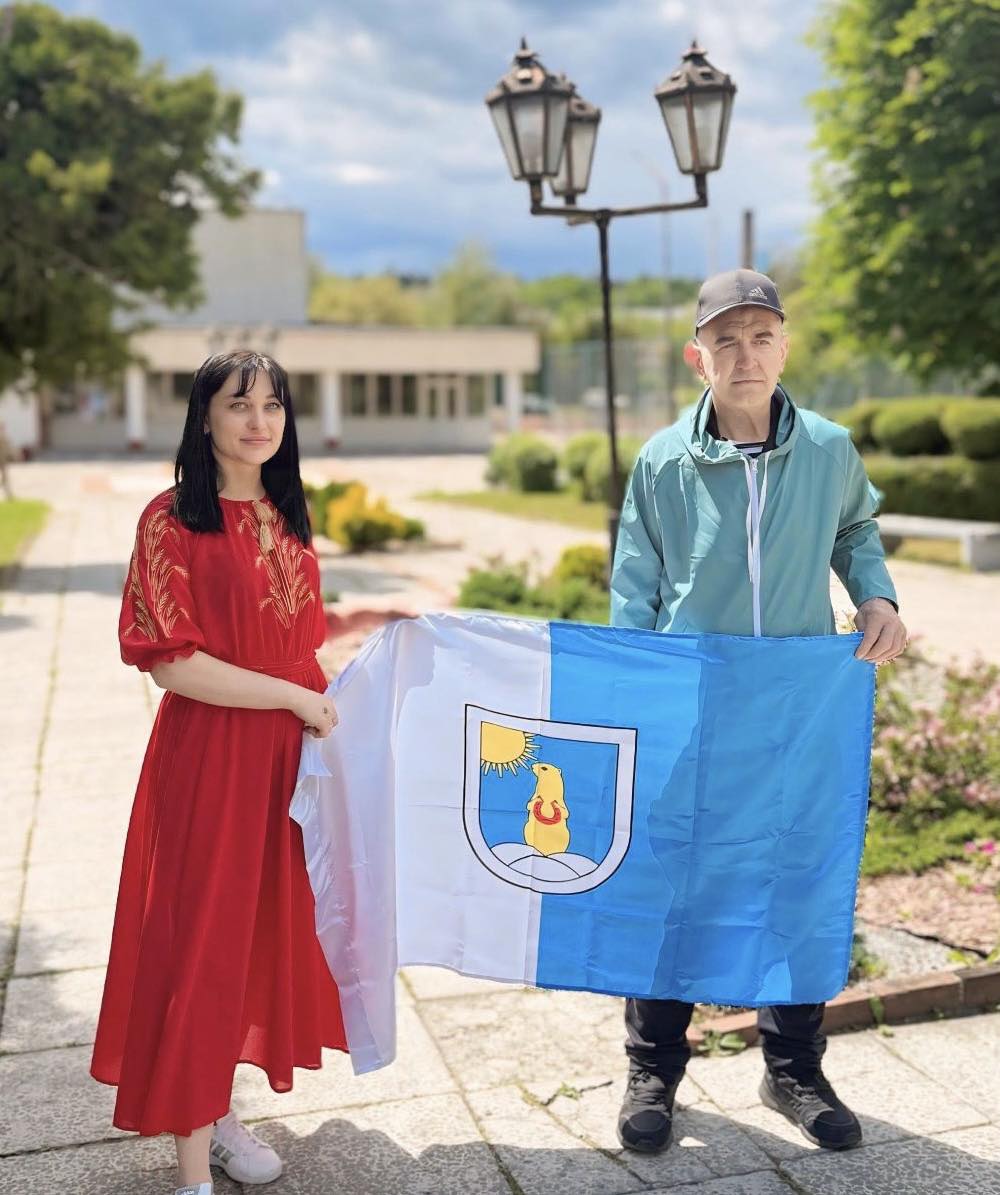 На Луганщину з російського полону повернувся захисник Михайло Кацавал, який провів у неволі майже чотири роки