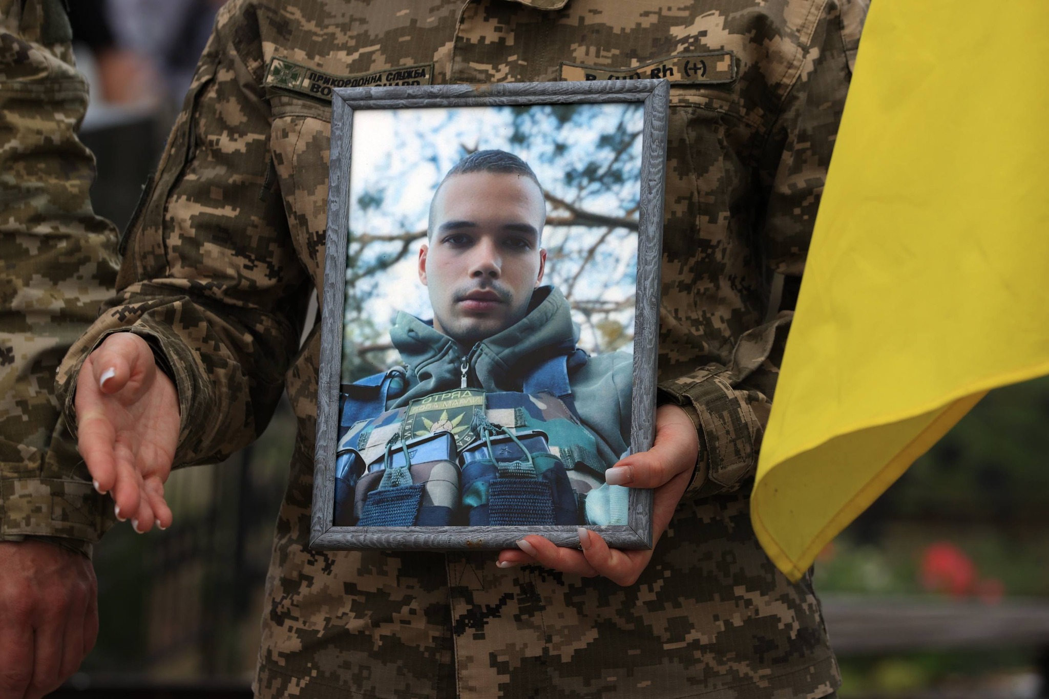 “Знайдеш мене в списках героїв”: останній шлях прикордонника зі Старобільщини - Євгенія Зінченка | Новини Старобільськ