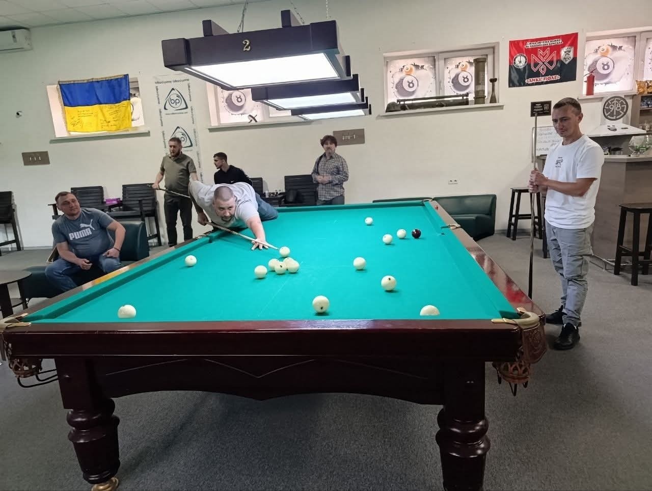 У Дніпрі провели турнір з більярду до річниці утворення Луганської області