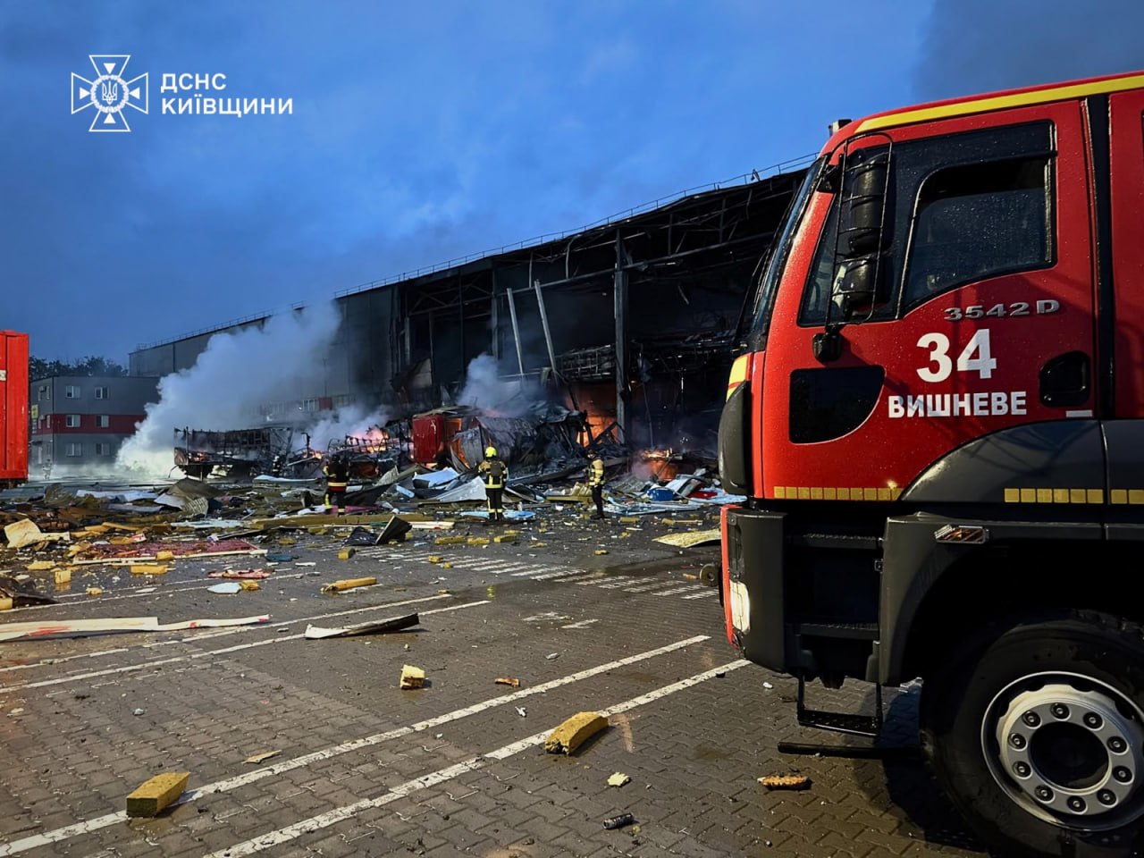 Нічна повітряна атака: пошкоджено Успенський собор Києво-Печерської лаври