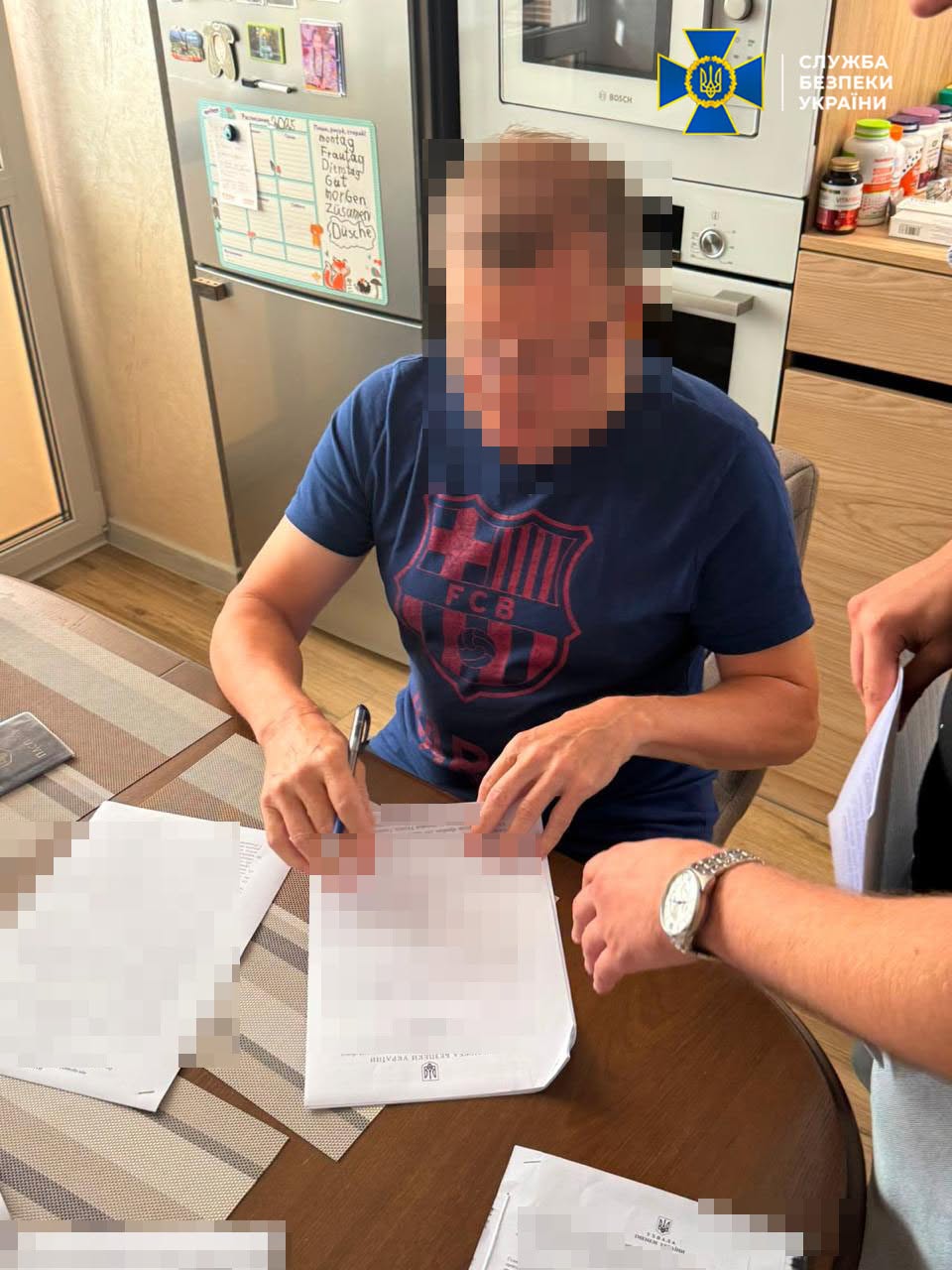 У Черкасах викрили власників компанії з окупованого Луганська, які здавали приміщення спонсорам «ахмату»