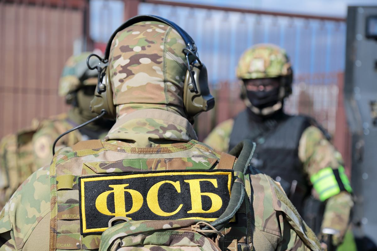 На росії чоловіка засудили до 15 років після того, як він сам звернувся до фсб