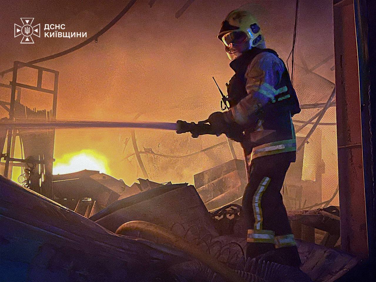 Унаслідок російського удару по Києву загинули дев’ятеро людей