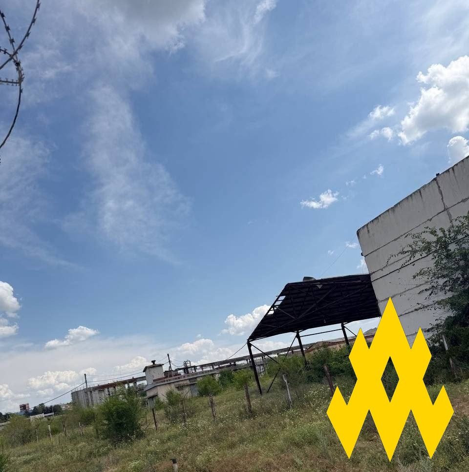 «Атеш» заявив про повне припинення роботи нафтобази в окупованому Луганську