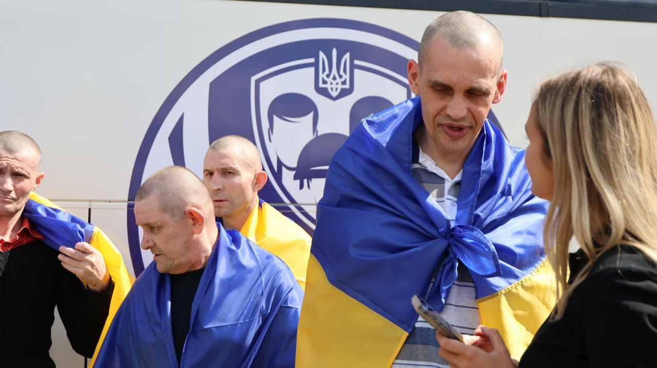 З російського полону повертаються 103 українські військові